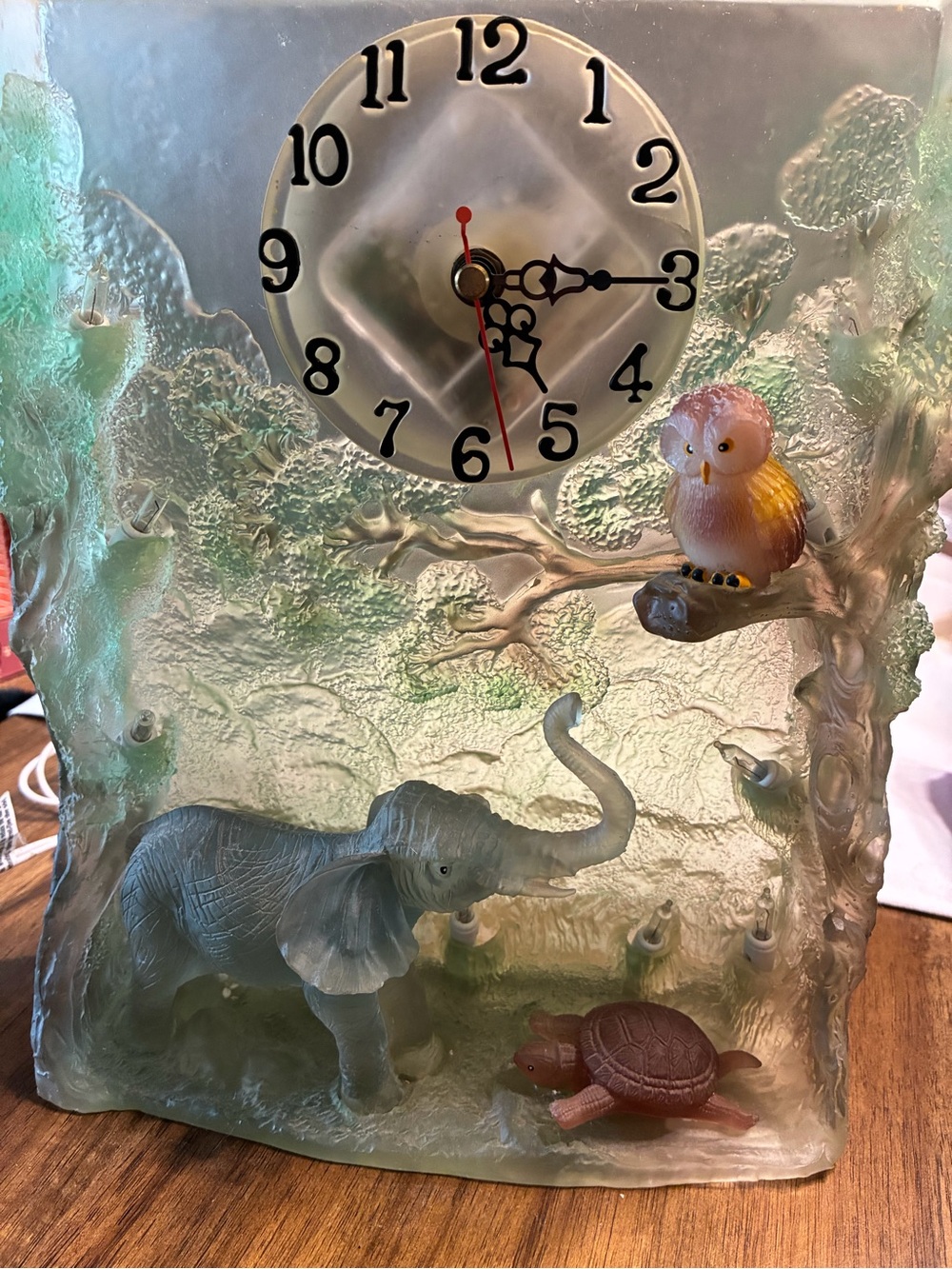 Acrylic Jungle Scene Lighted Table Clock with Owl, Elephant & Turtle